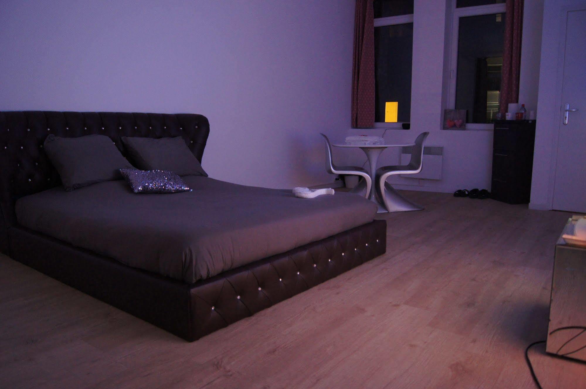 Studio Zen Lille Luaran gambar